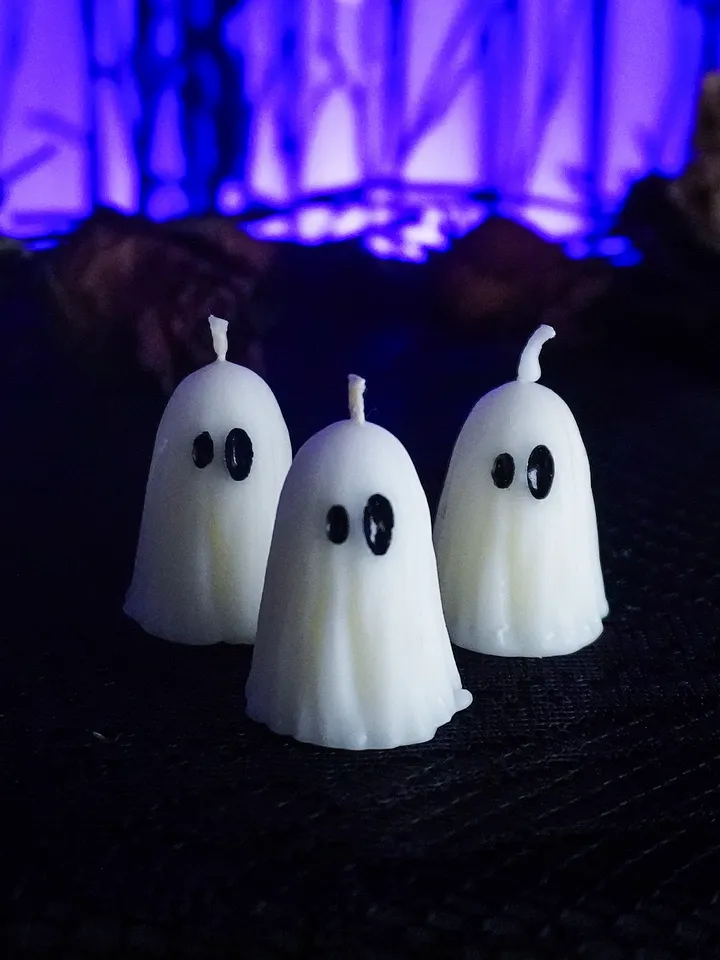 Ghost Beeswax Candle product image (1)