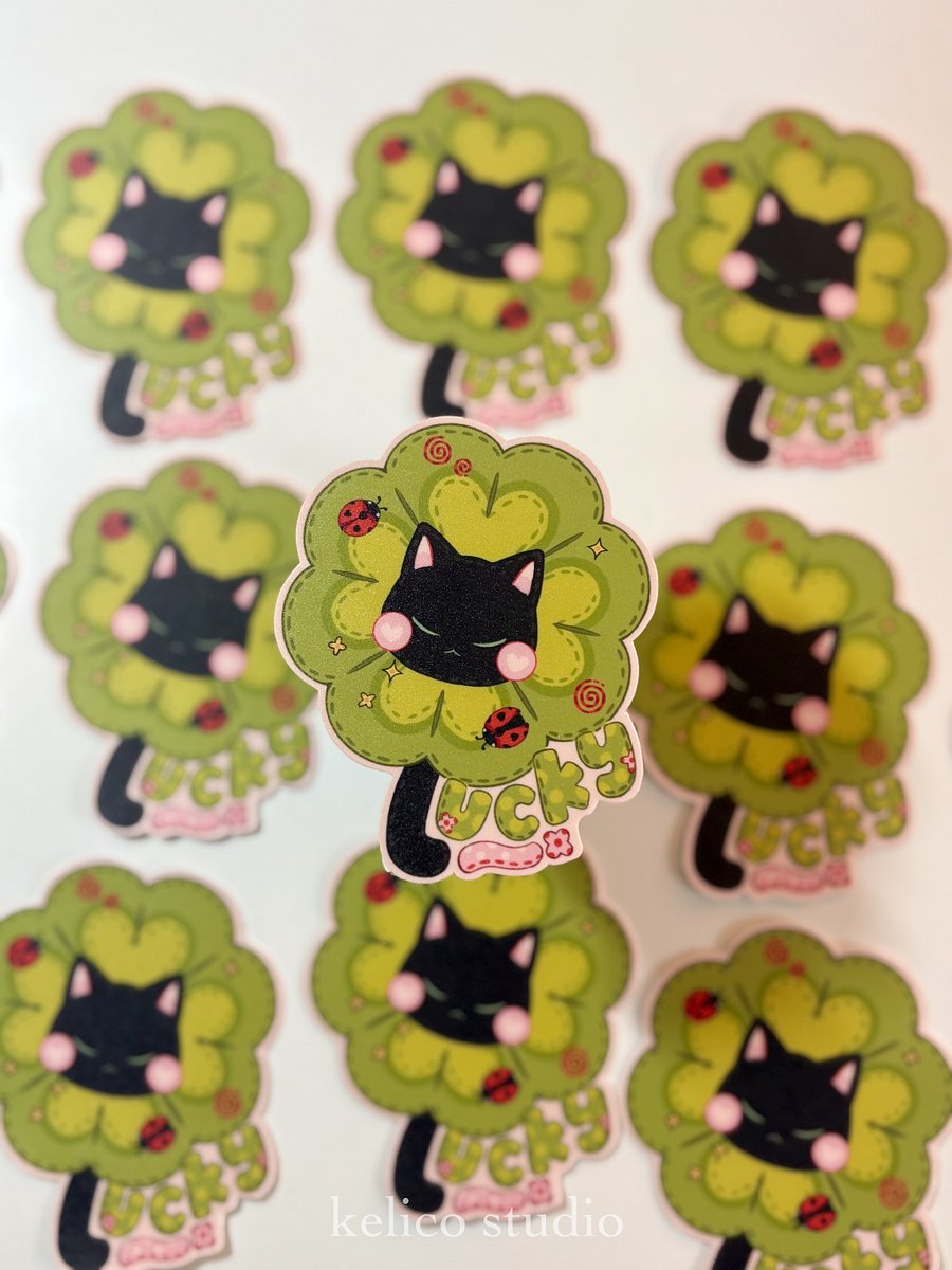 lucky patch cat • die-cut sticker product image (1)
