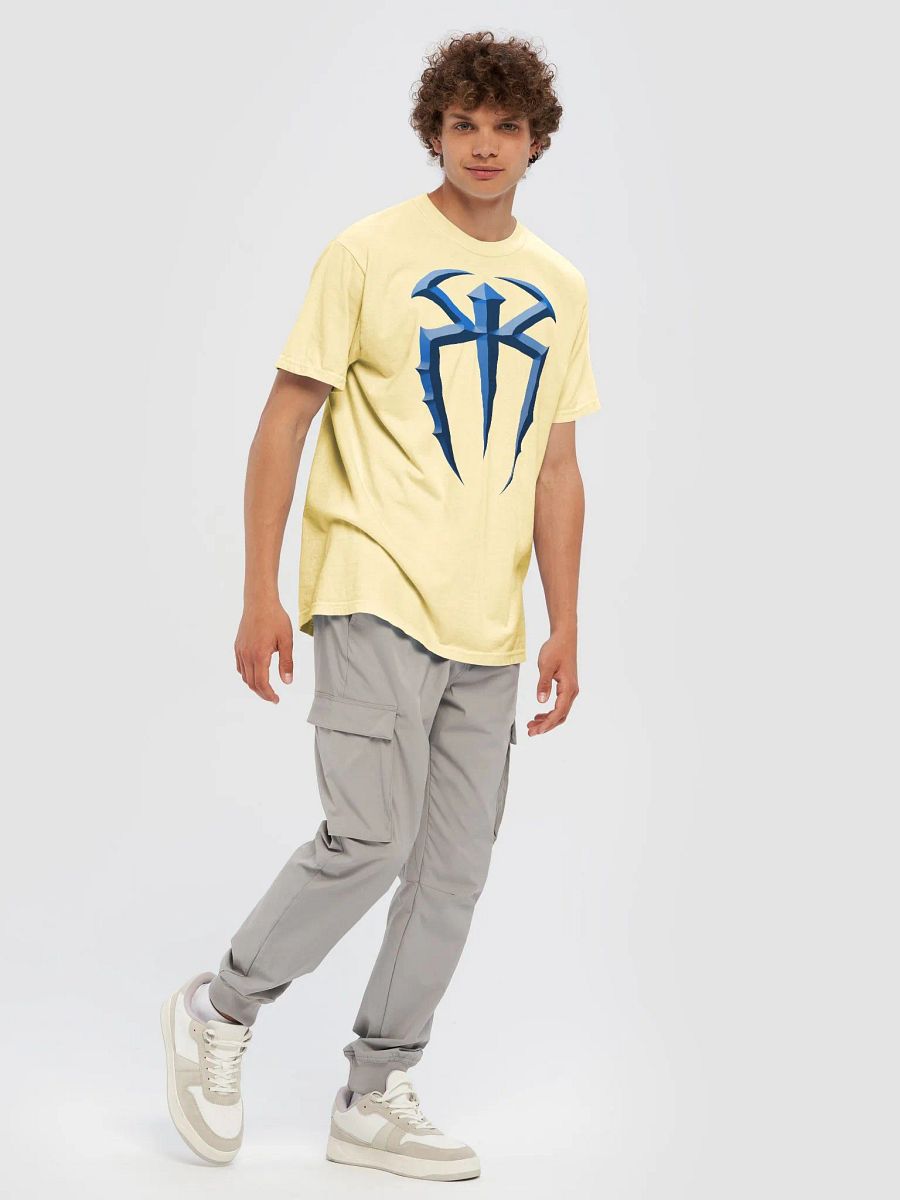 Roman Reigns Kite Shield Heavyweight T-Shirt product image (28)