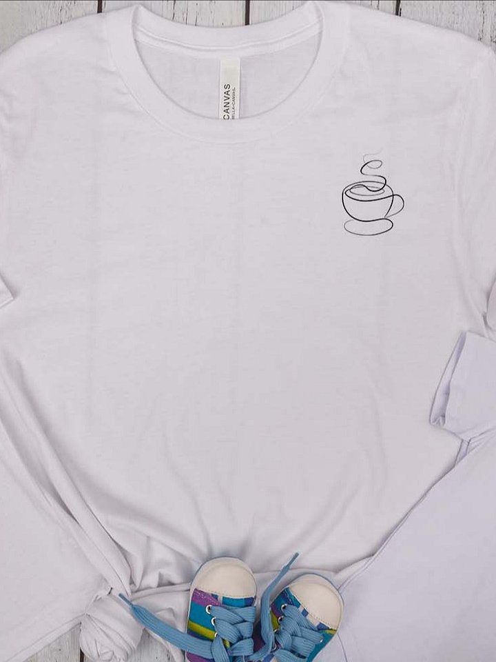 T-Shirt mit Kaffeetassen-Design – Minimalistische Line-Art für Kaffeeliebhaber product image (2)