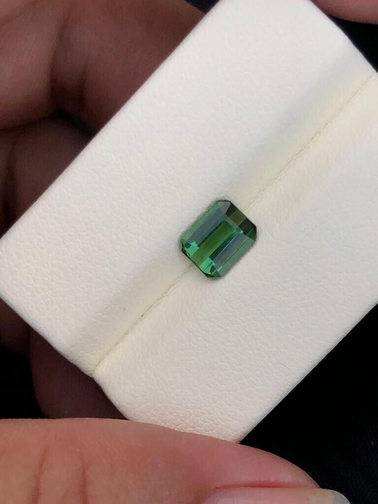 TOURMALINE EMERALD CUT GREEN COLOR STONE FOR RING, JEWELRY & GIFTS, 1.40 CARAT product image (6)