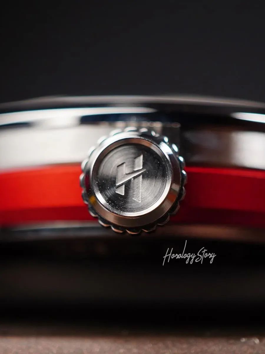 Lucky Harvey Red Lion Automatic product image (7)