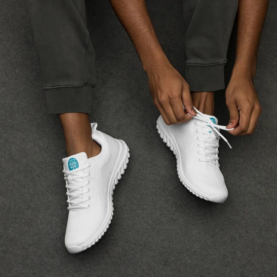 FlexFit Flyknit Athletic Sneakers product image (6)