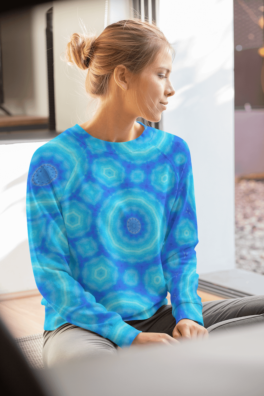 Abstract Circular Pattern in Blues Unisex Sweatshirt product image (8)