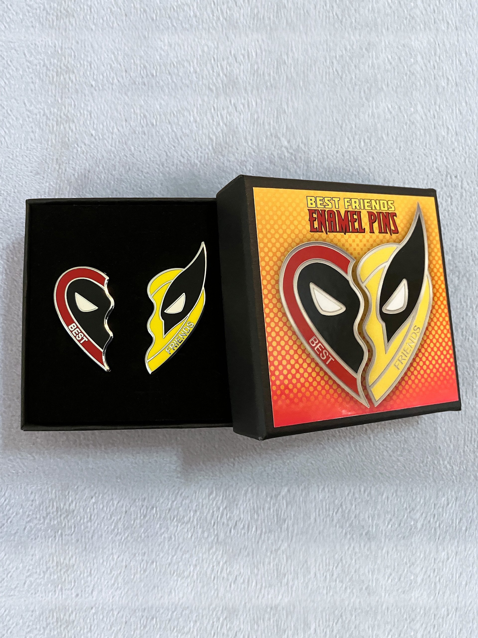 Deadpool & Wolverine Best Friends Heart Enamel Pin Set product image (2)