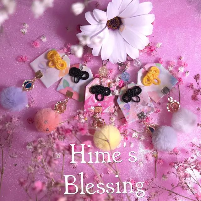 ୨୧·[HIME'S BLESSING]·୨୧ Blessed by the PP Hime, each charm is folded from enchanted paper and sealed with a silent wish, the Omamori Charm holds the power of protection and quiet hope, each crease a secret, each fold a gentle promise. ୨·𝗮𝘃𝗮𝗶𝗹𝗮𝗯𝗹𝗲 𝟭𝟱𝘁𝗵 𝗦𝗲𝗽𝘁·୧ These charms will keep you protected~✮ Do you believe in the PP magic?   link in bio ✮ #handmadejewelry #handcrafted #japaninspired #origami #omamori 