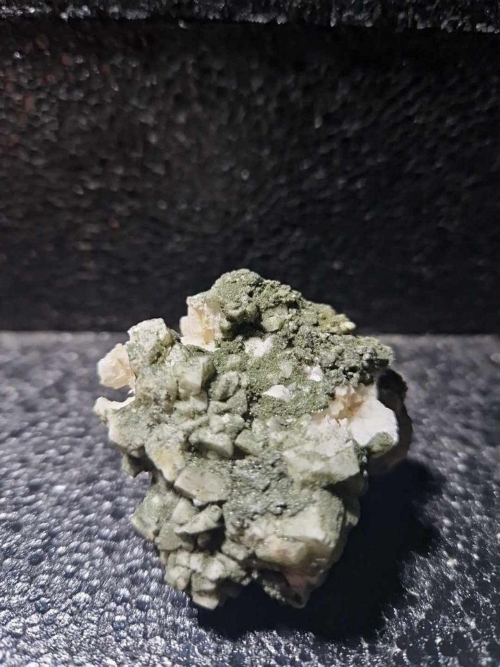 Cristalli di periclino product image (2)