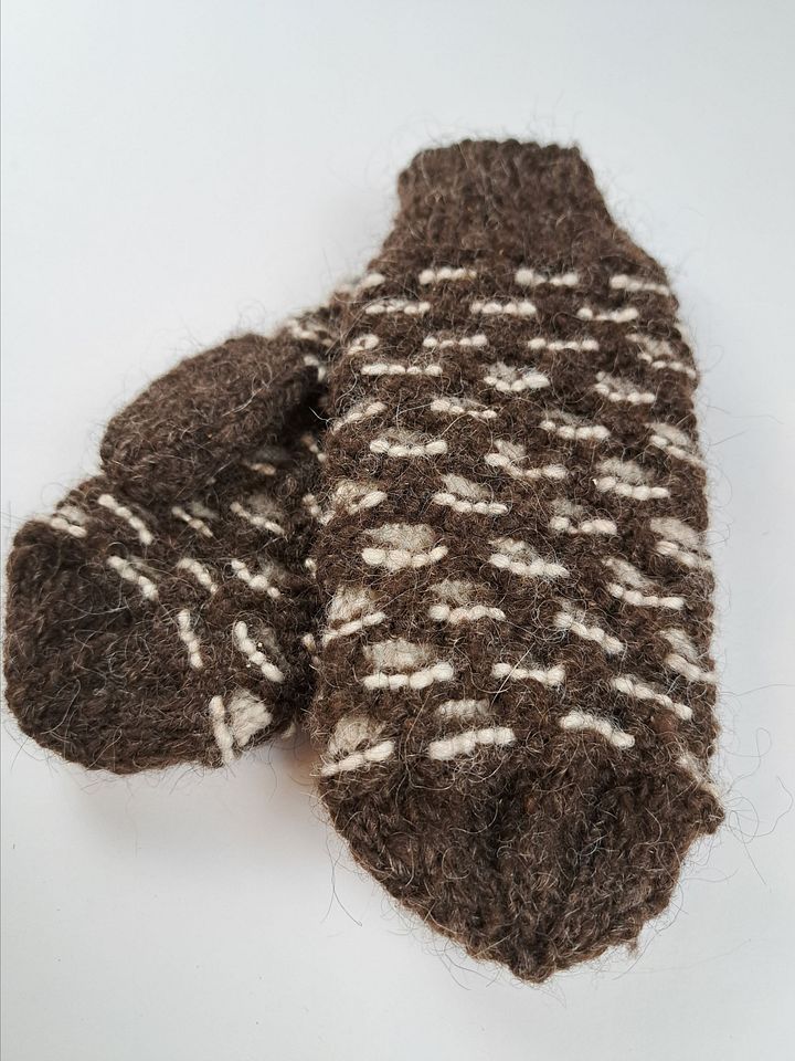Hand Made Wool Newfie Mittens - Small - Honeycomb Pattern product image (1)