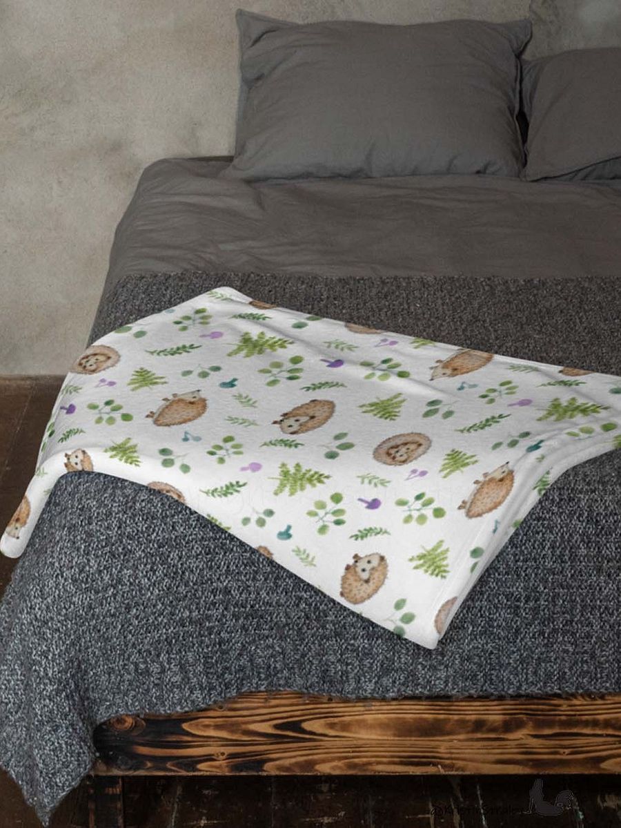 Hedgehogs with Ferns & Mushrooms Fleece Blanket product image (8)