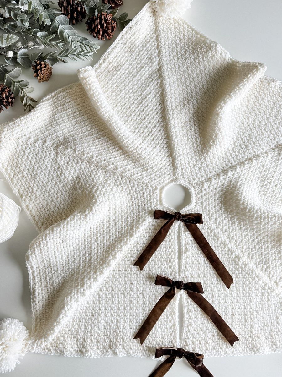 Holiday Weave Tree Skirt Crochet Pattern product image (9)