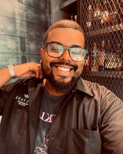 rare and based kohai smiling selfie, collect now & keep safe!! 🗝️🏴‍☠️-- 

wanna thank all the homies for joining the gang for...