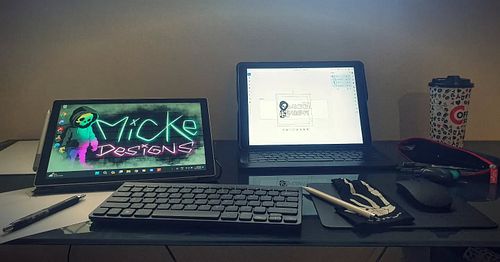 What does your workstation look like?

#illustration #art #illustrator #drawing #artist #artoftheday #artwork #draw #sketch #...
