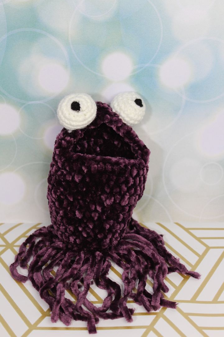 Yip yip bag product image (1)