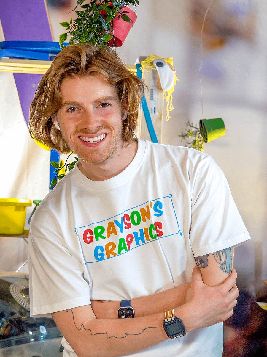 Heavyweight Color Logo Tee product image (1)