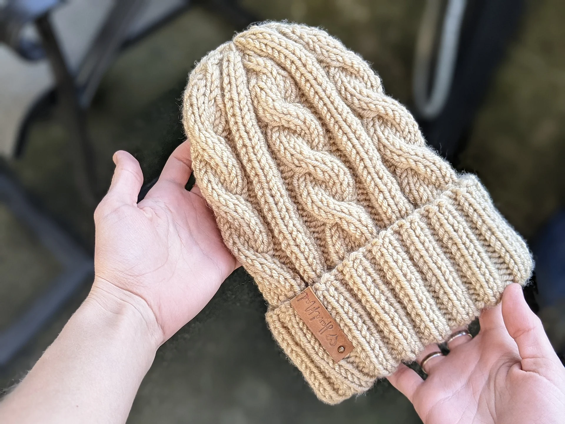 Crème Brûlée Cable Hat Knitting Pattern (Circular Needles) product image (7)