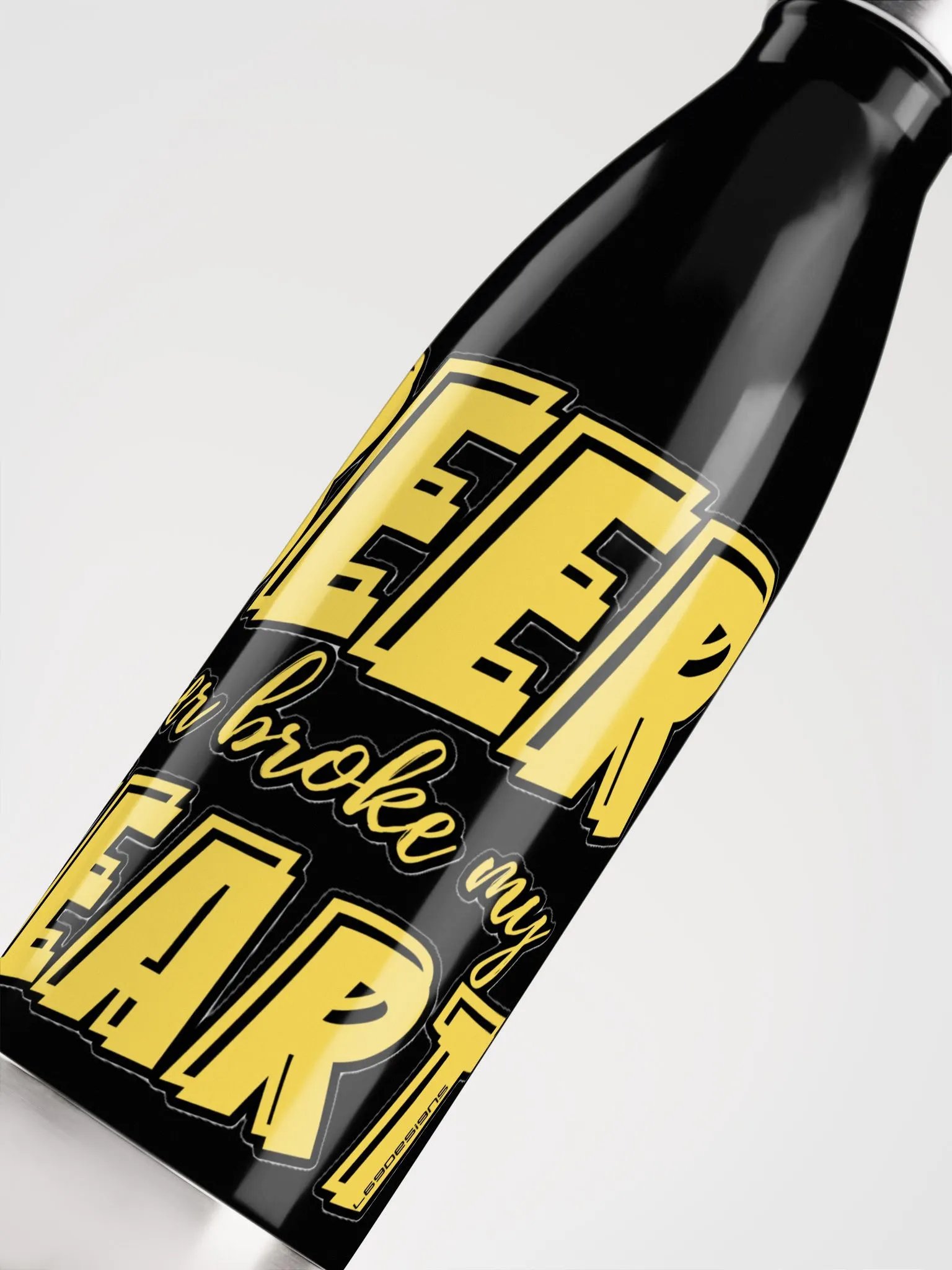 BEER NEVER BROKE MY HEART product image (10)