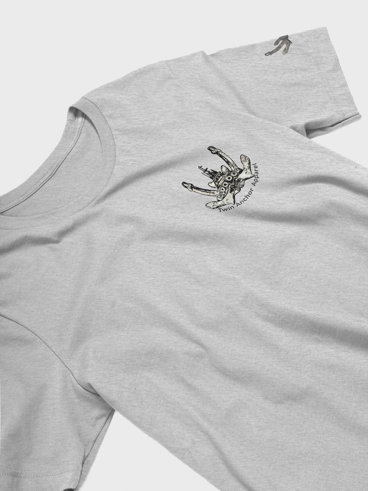 Tug Lindsay Foss and Reflection - T-Shirt product image (4)