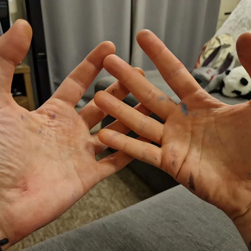 My hands look like this, so I can create amazing products like that. I am a 3d artist, meaning I can design, print and paint ...