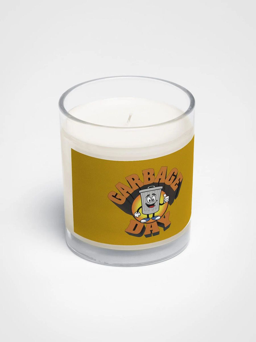 Trashy candle product image (2)
