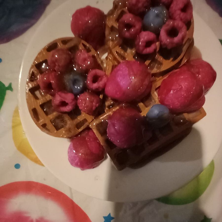 Pancake & Waffle Berry Maple Syrup Centerpieces. product image (2)