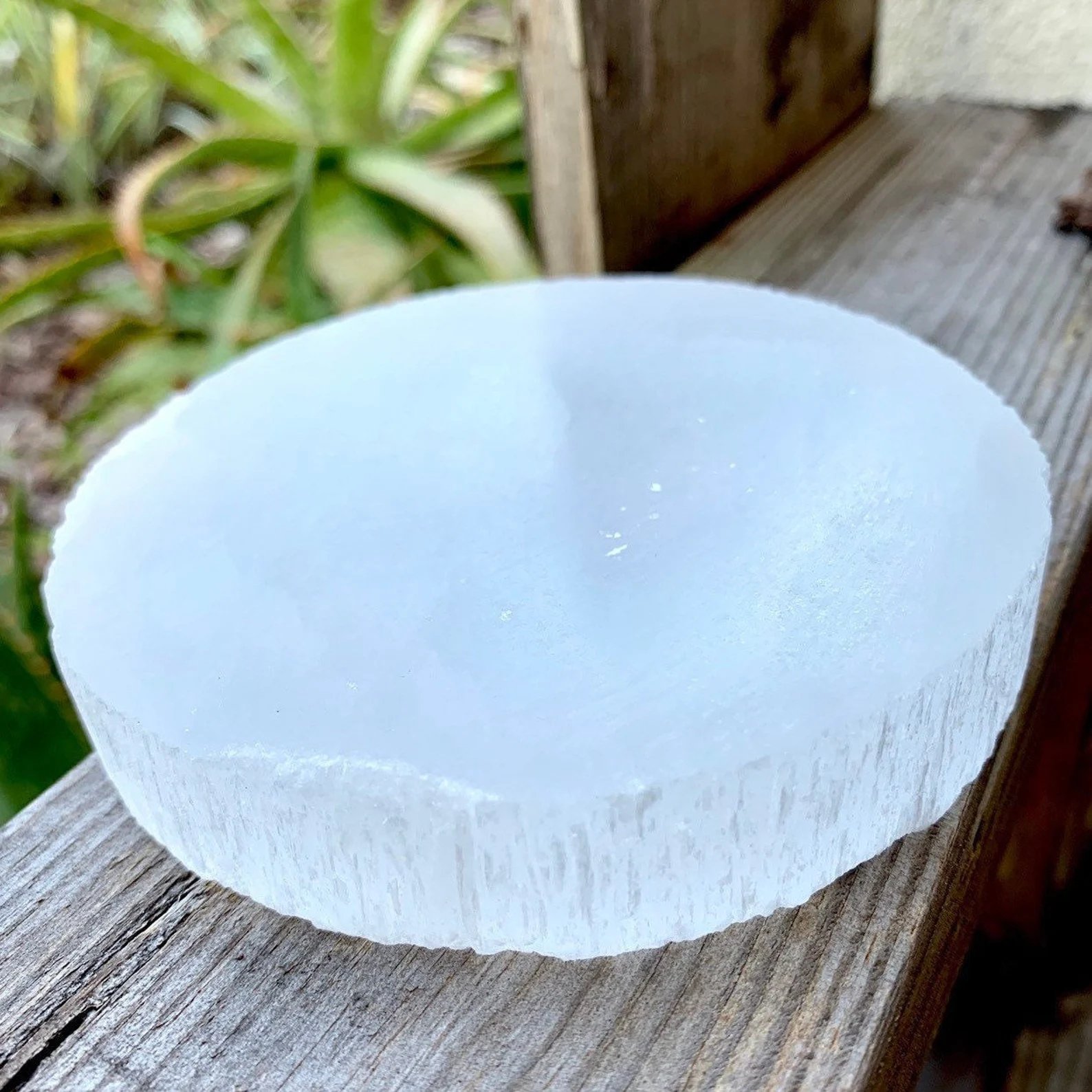 Selenite Charging Plate product image (1)