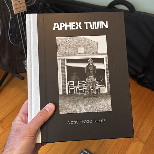 Fresh arrival. Couch surfing material obtained.