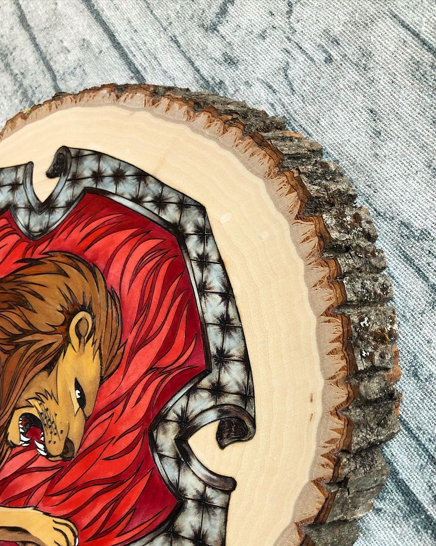 Gryffindor Hogwarts House Crest product image (3)