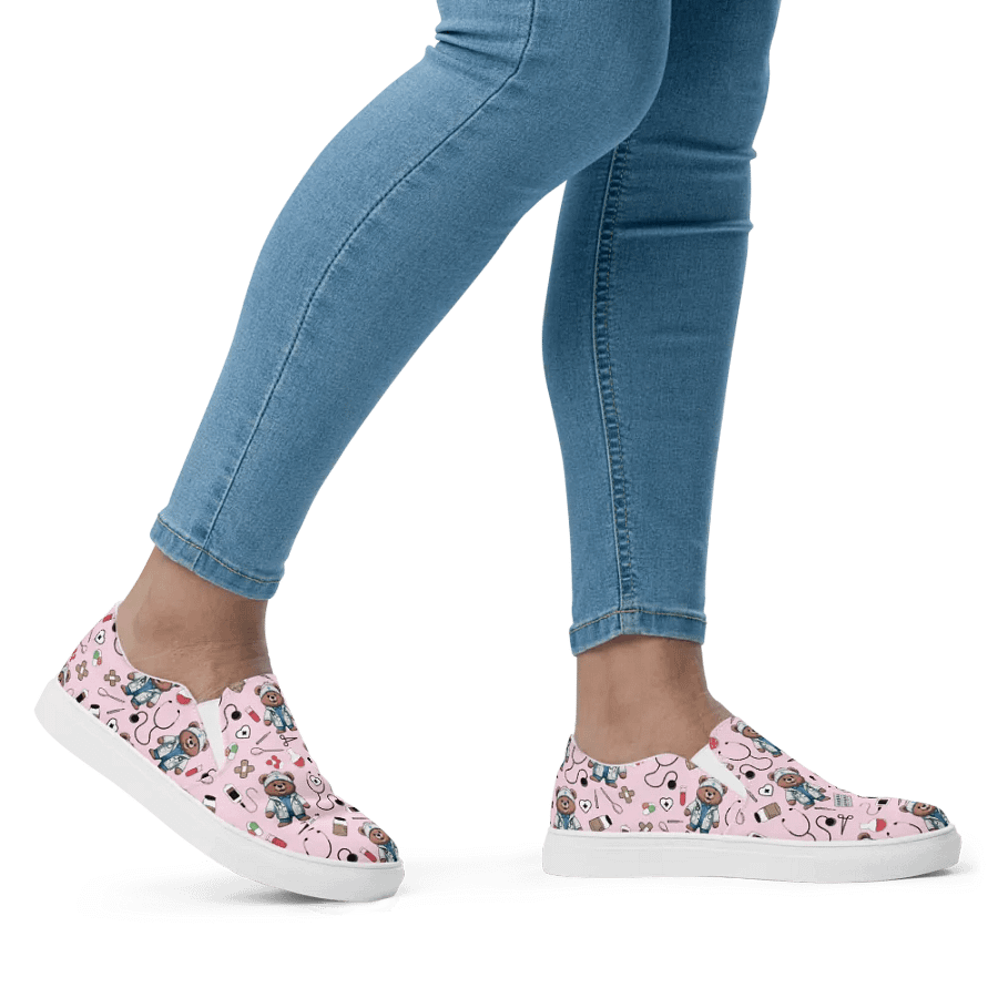 Cute Medical Bears Slip-On Canvas Shoes (Pink) product image (4)
