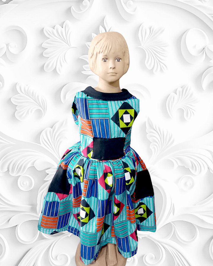 Rolled up collar children gown product image (1)