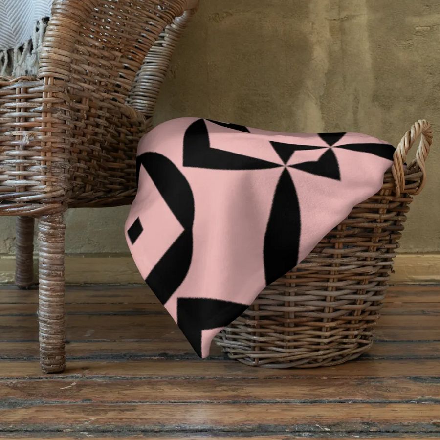 Cute Geometric Pattern Throw Blanket product image (3)