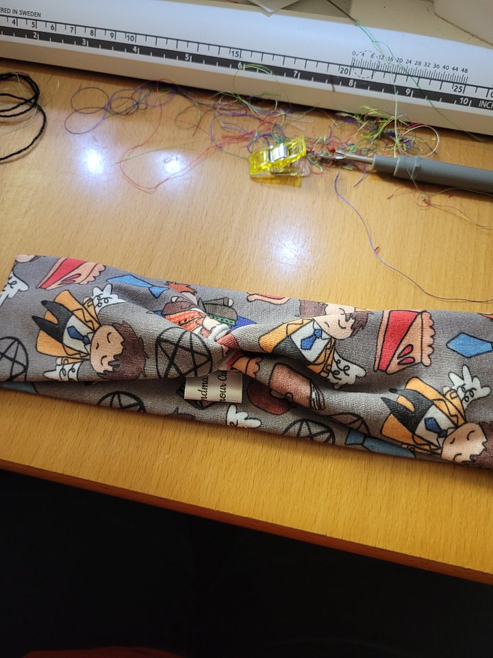 Gray angel hunter headband product image (1)