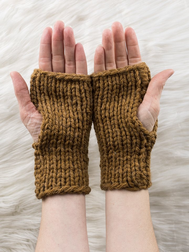 Your 'I Can Knit This!' Beginner-Approved Project - Pumpkin Spice product image (2)