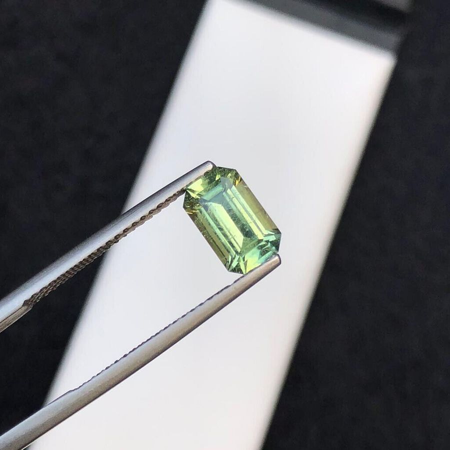 NATURAL TOURMALINE FOR RING YELLOW/GREEN COLOR EMERALD CUT SI GRADE, 1.50 CRT product image (5)