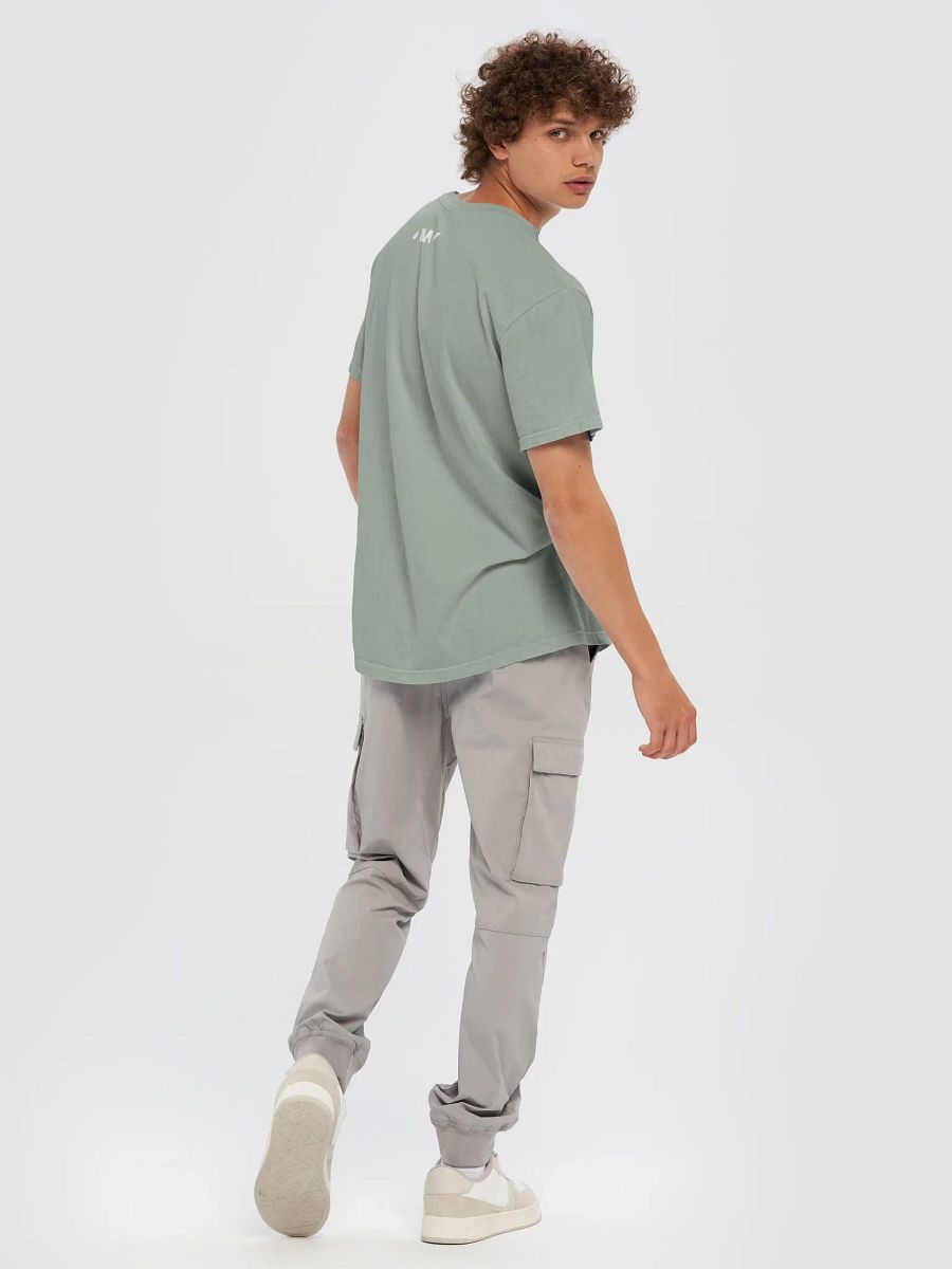 Don't Worry Be Happy Circle T-Shirt product image (62)