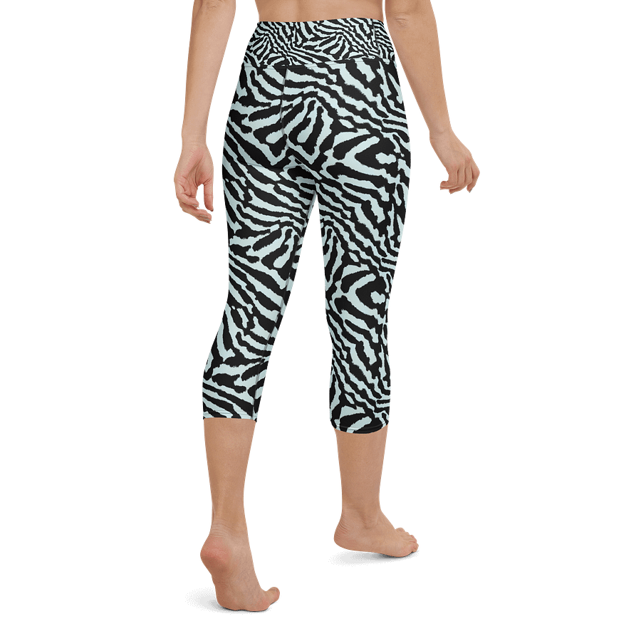Blue Zebra Capri Leggings product image (3)