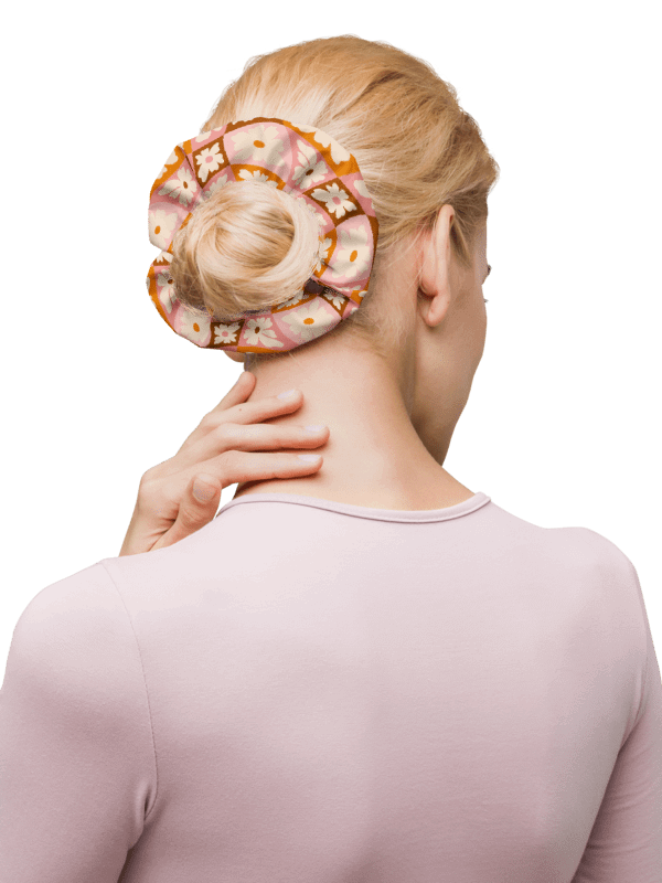 Retro Daisy Checks All-Over Print Scrunchie product image (3)