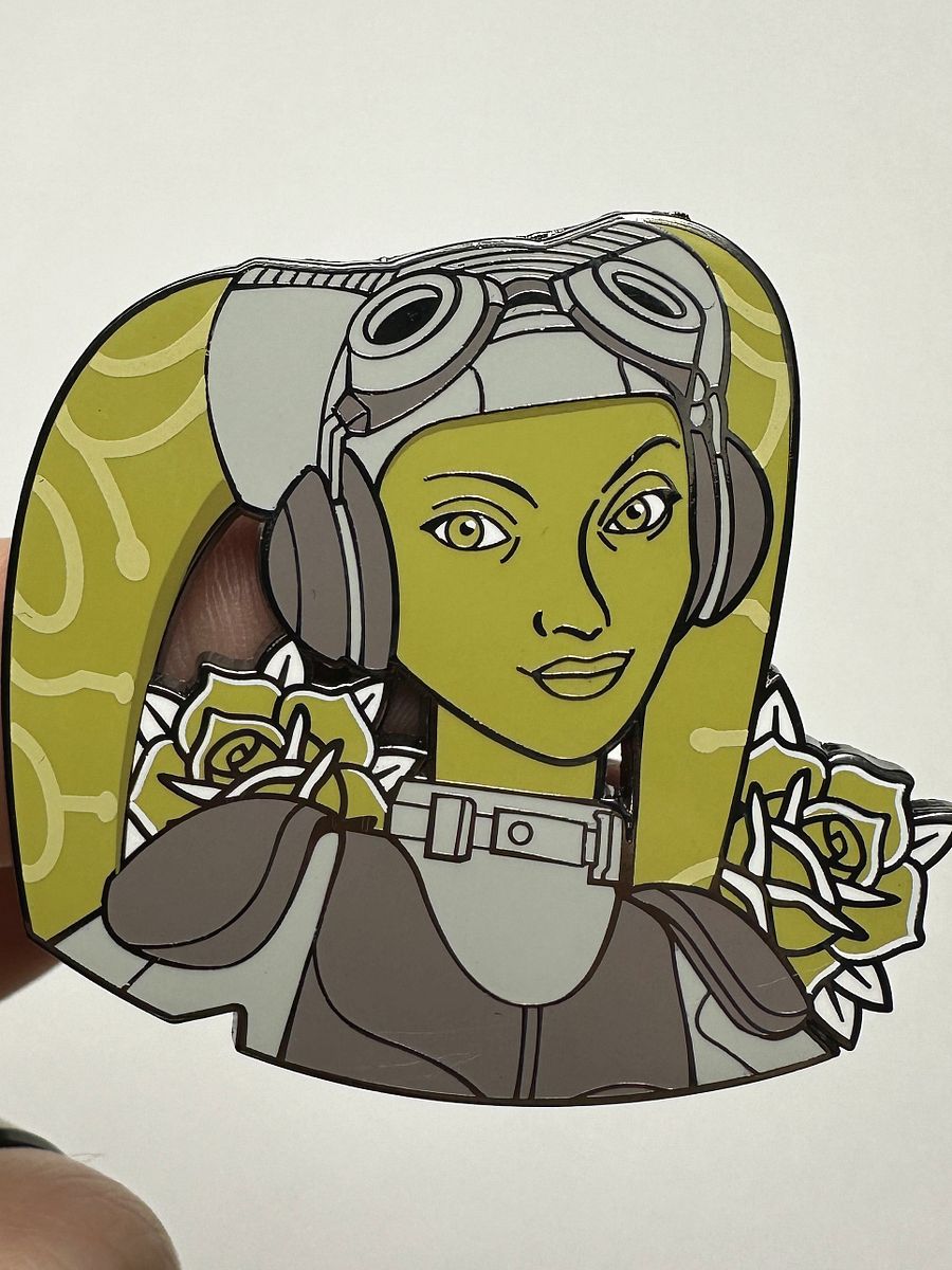 Hera - Pin product image (1)