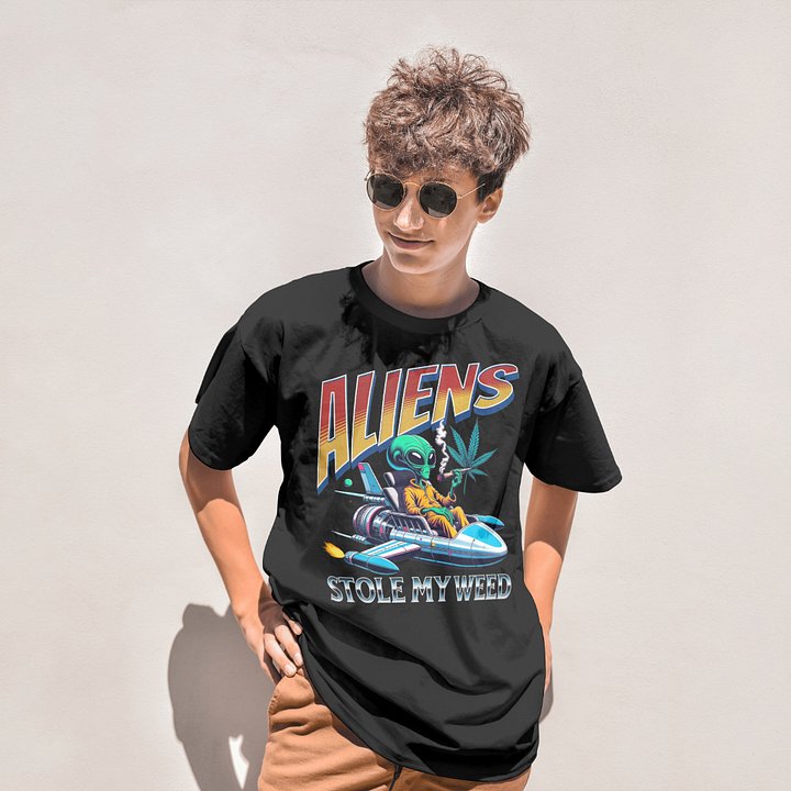 Cannabis - Aliens Stole My Weed - Design | Men's Heavyweight T-shirt product image (2)