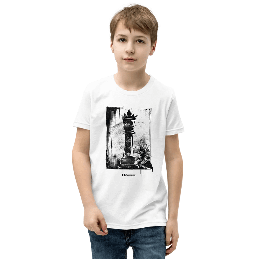 Grunge Chess: The Queen children's t-shirt product image (2)