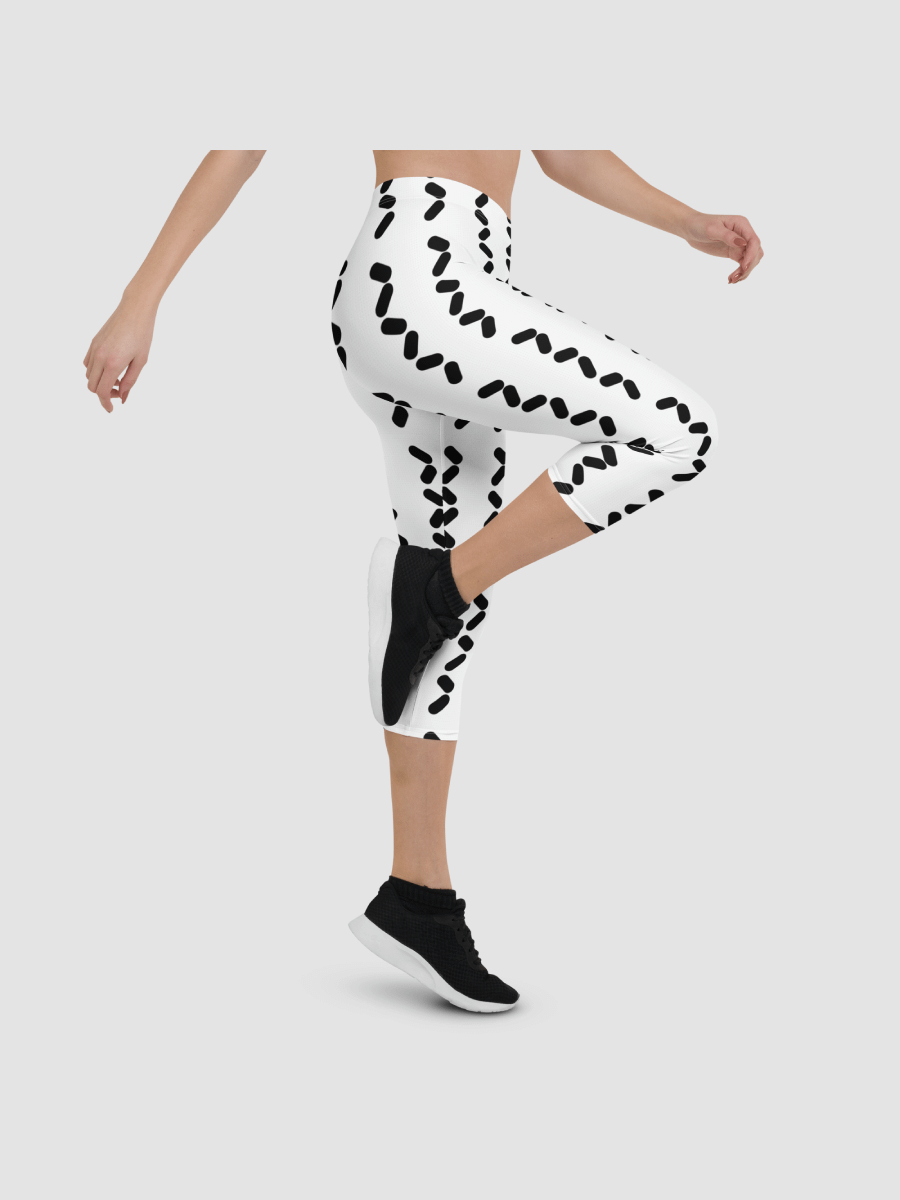 All-Over Print Capri Leggings product image (4)
