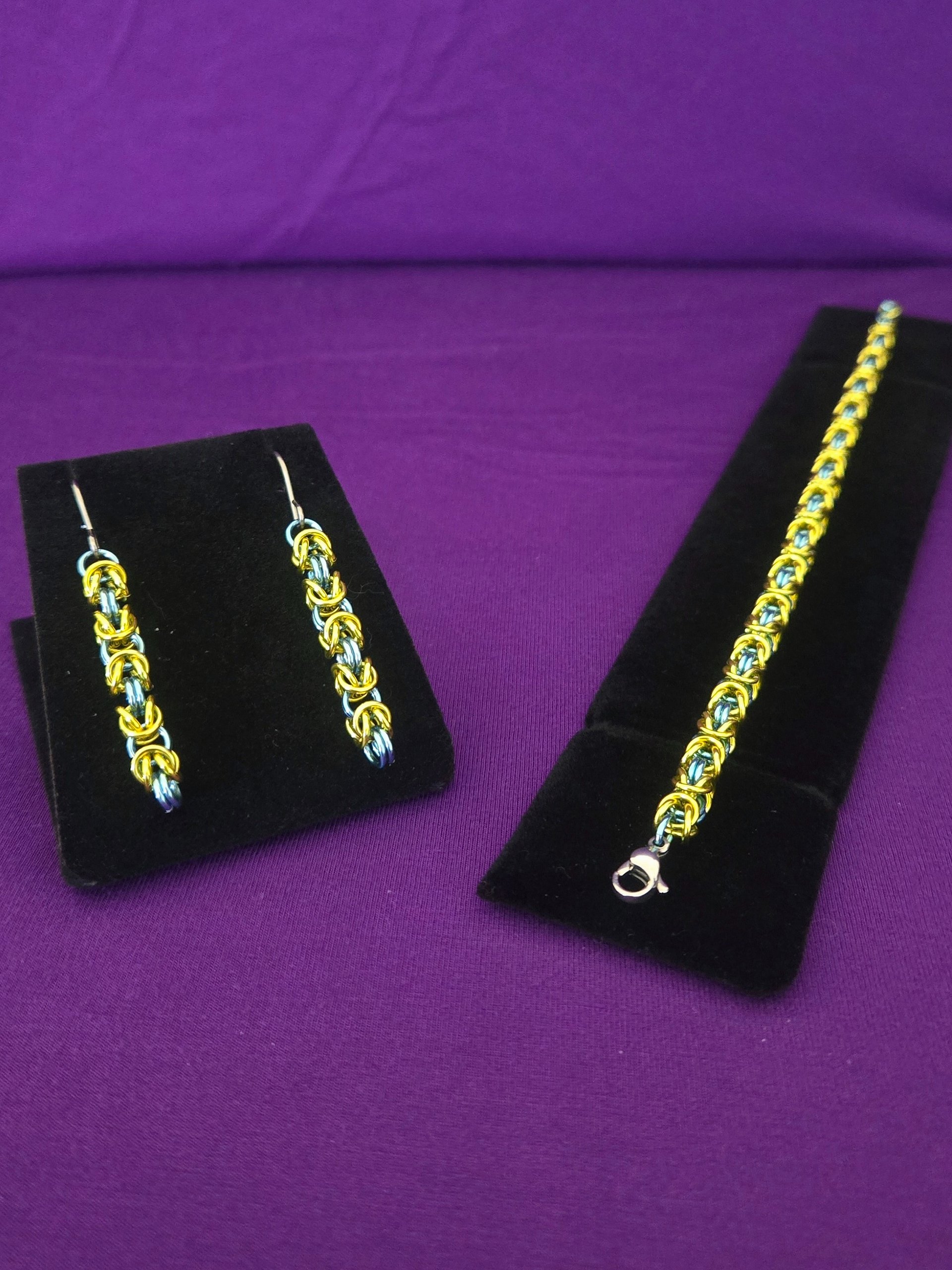 Chainmail Bracelet and Earring - Yellow and Sky Blue product image (1)