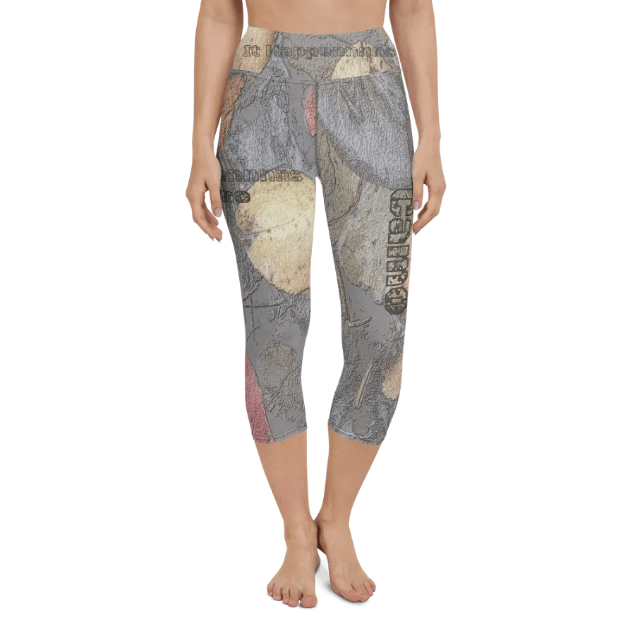 Yoga Capri Leggings - MossyOak - It Happennnns Camo product image (10)