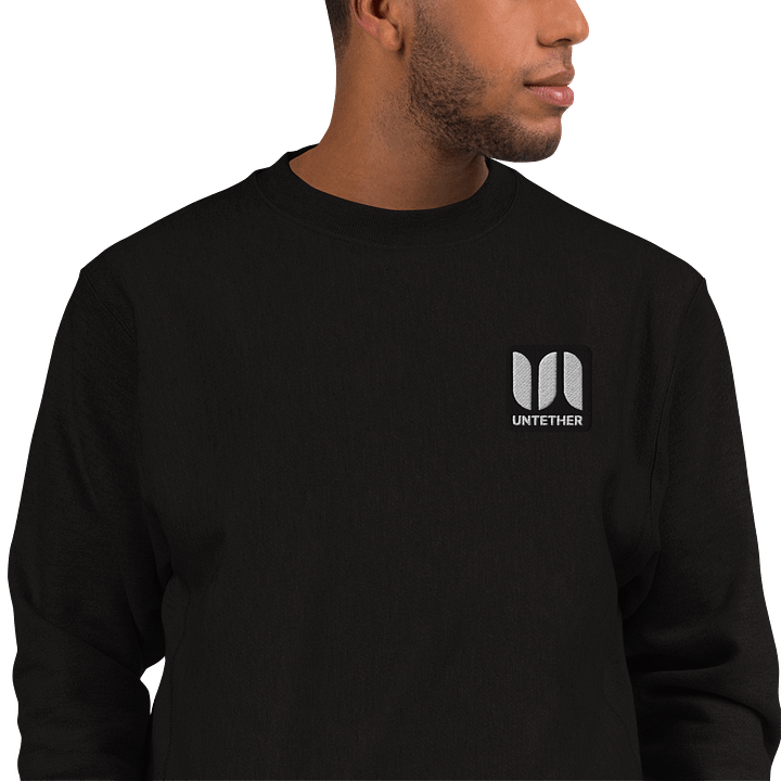 Pullover product image (1)