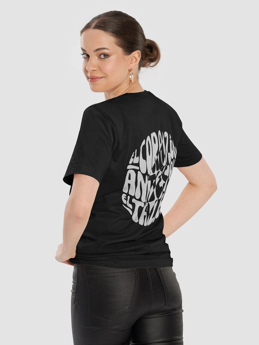 El corazón antes que el talento Tee | White product image (9)