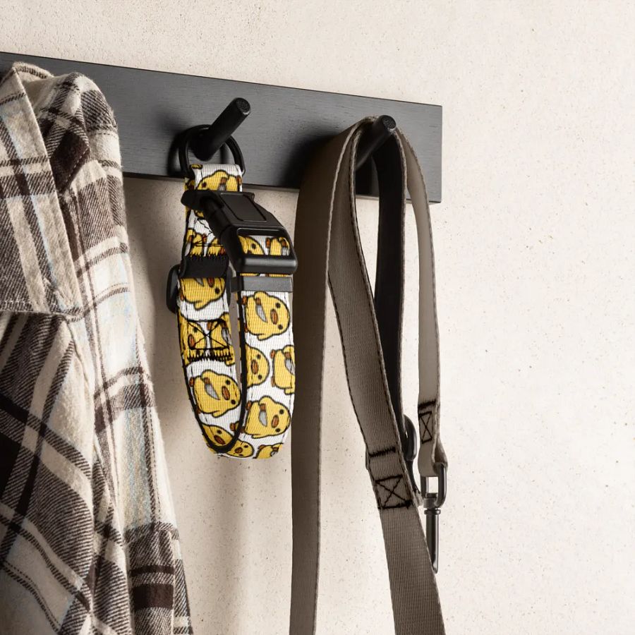 Stabby Duck Pet Collar product image (1)