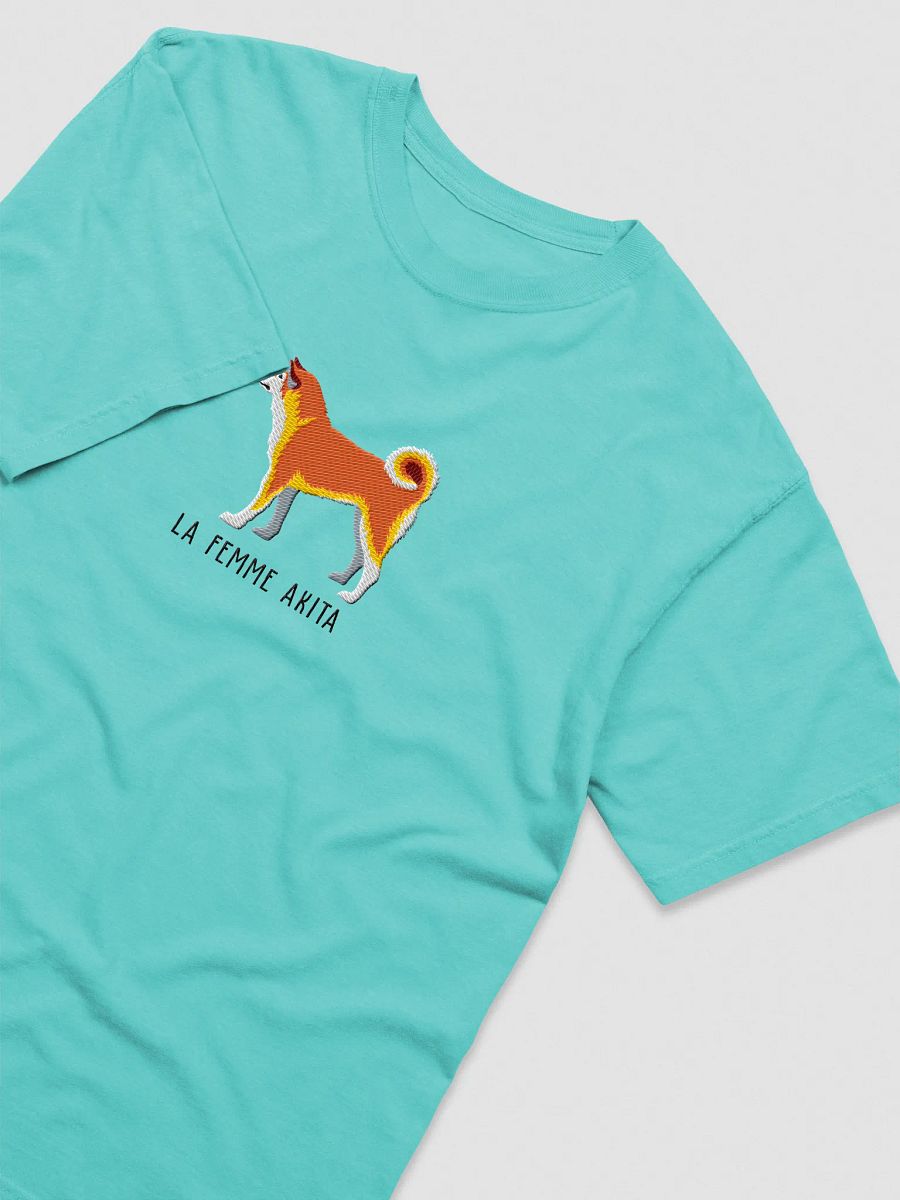 La Femme Akita T-Shirt(Embroidered) of a Japanese Akita product image (19)