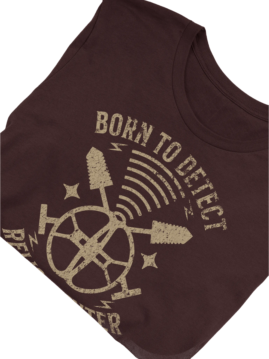 Born To Detect Relic Hunter Distressed T-Shirt product image (3)