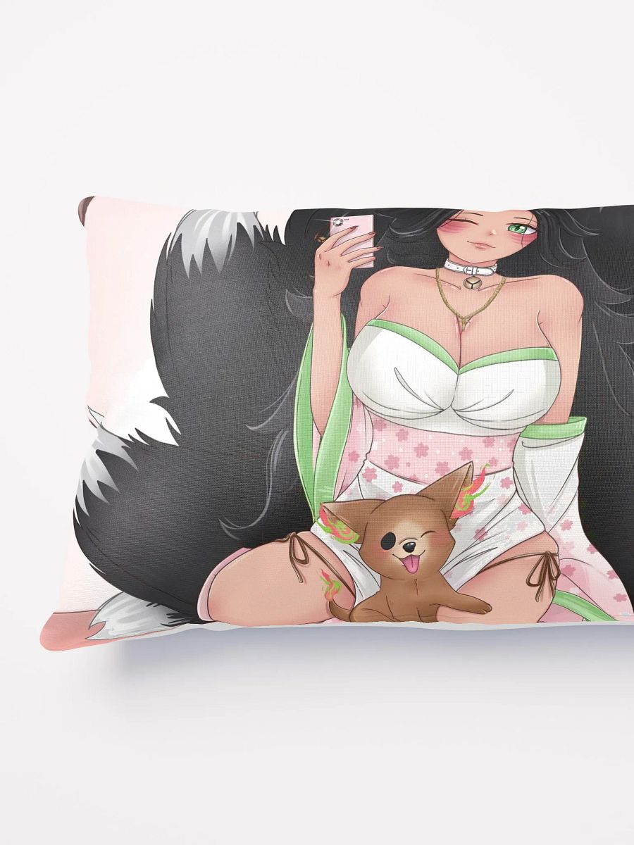 002 Pillow product image (4)