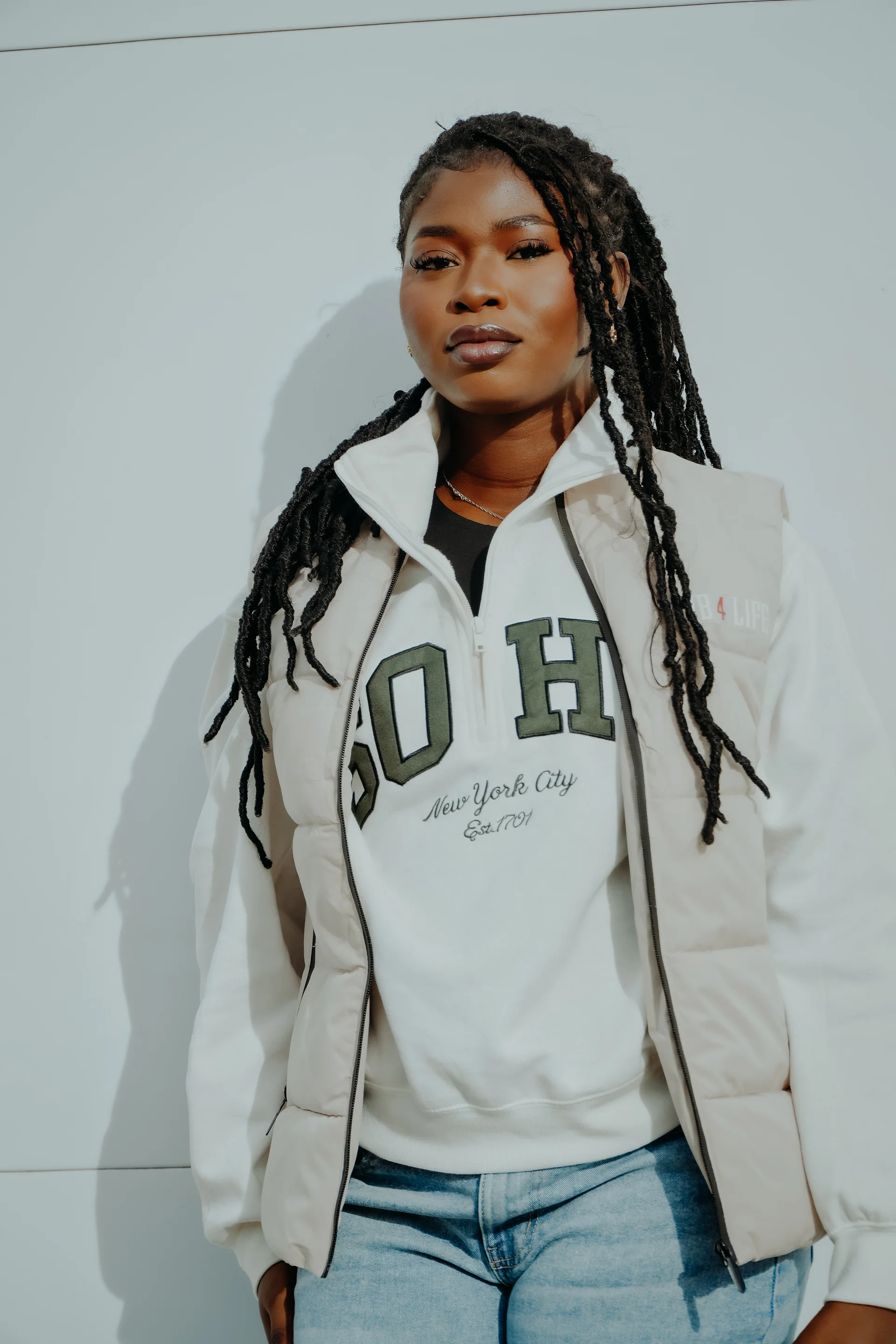 Unisex Lightweight Stand Collar Zip Up Puffer Vest product image (3)