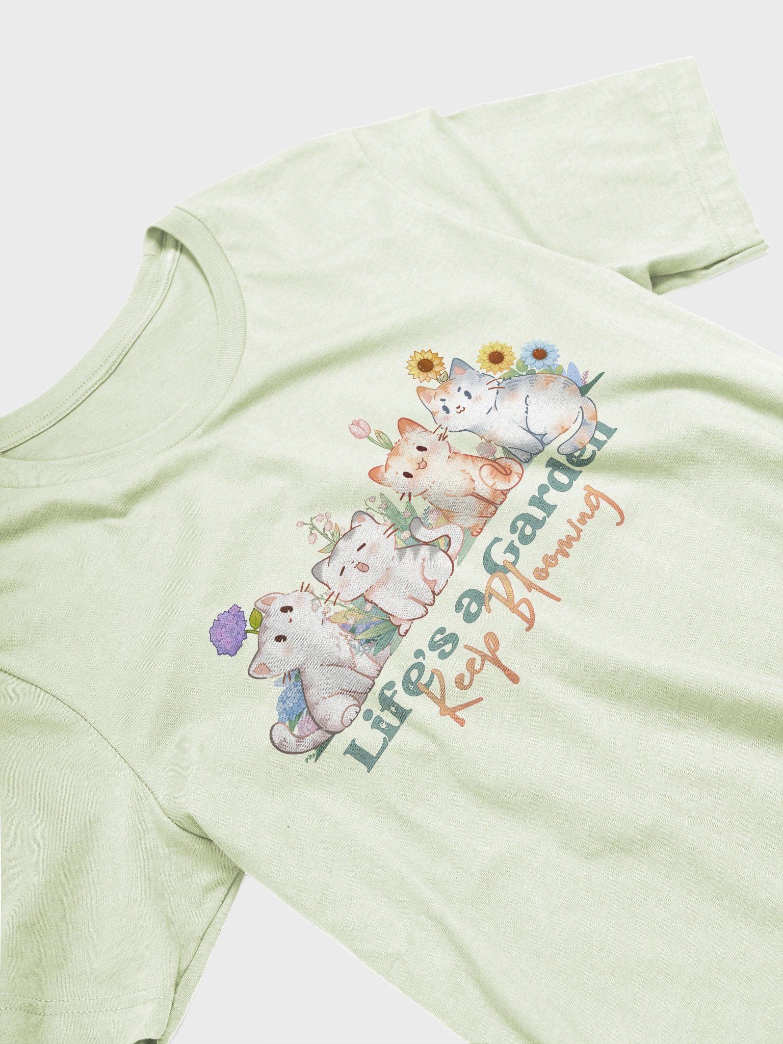 Life is a cat garden -Unisex Tee Lightweight product image (1)